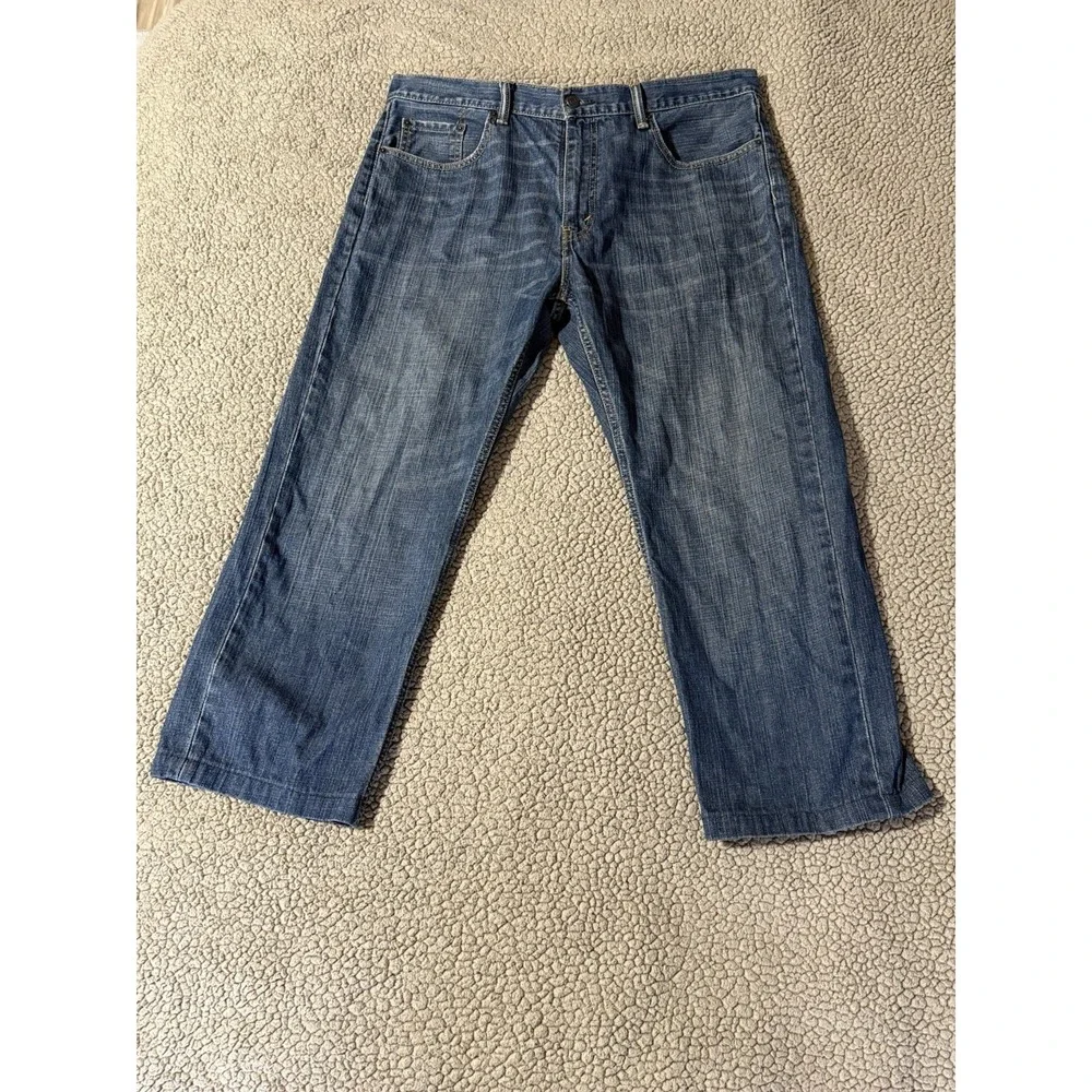 Levi's 559 Jeans Men's 38x30 Blue Light Wash Denim Relaxed Fit Straight Leg